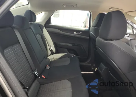 2025 Kia K5 Lxs из США, поврежденный, VIN KNAG24J79S5338690